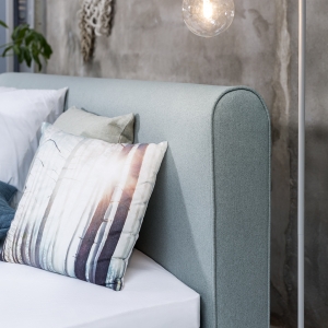 boxspring-hoofdbord-sonore-rusteneenvoud-luca50-detail02-LR